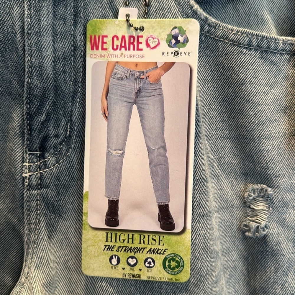 Rewash vintage revival high rise Distressed Light Blue Jeans NWT 7/28